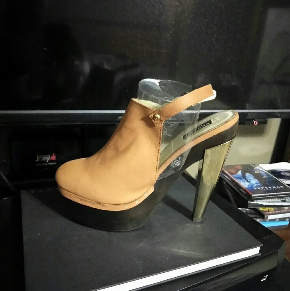 Nesseca new york tan platform sandals
